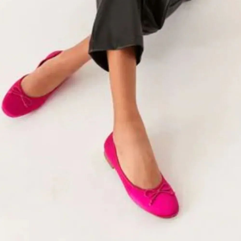 AMERICAN EAGLE MEMORY FOAM SLIP-ON WOMEN"S FLAT